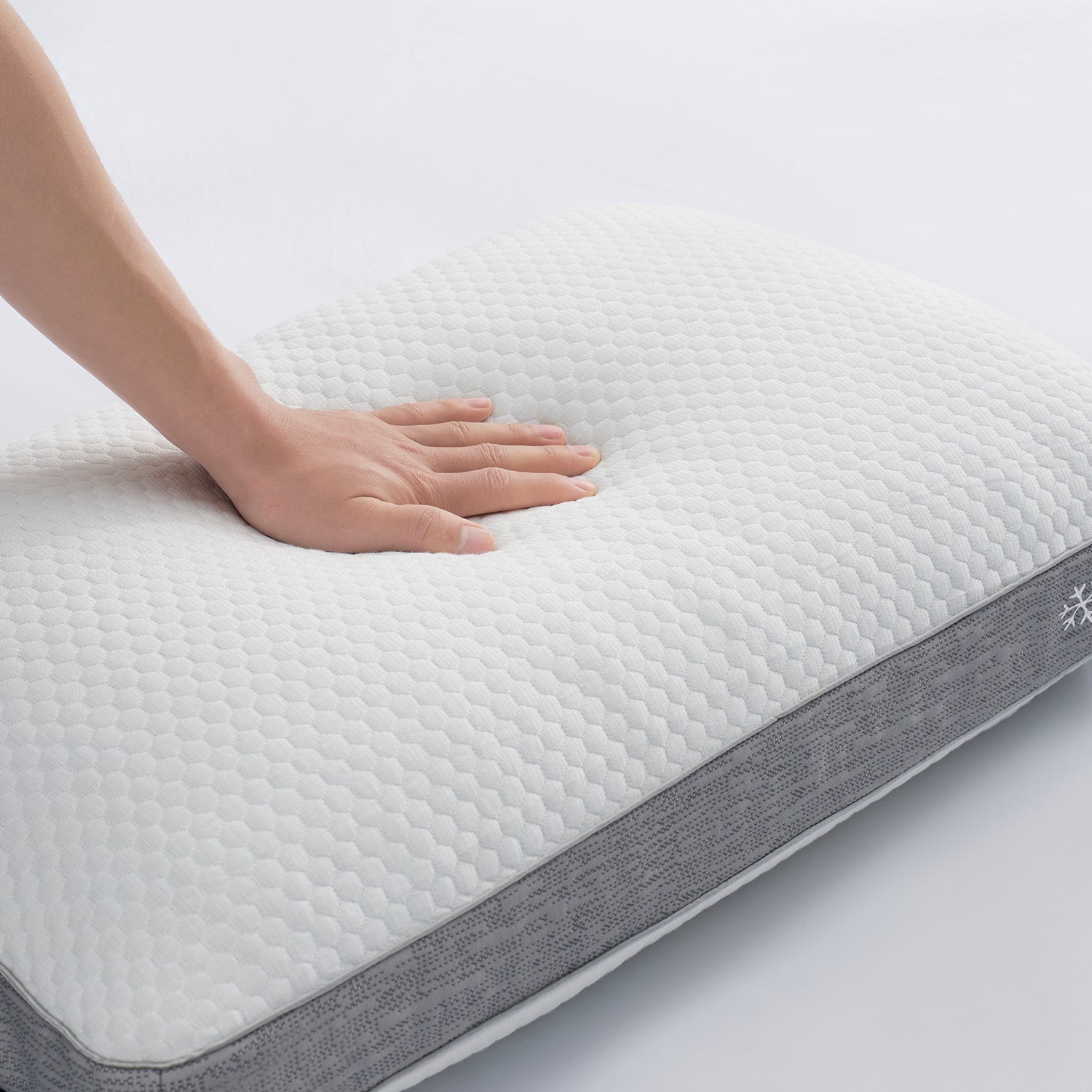 Sleeptone Basics Cooling Pillow